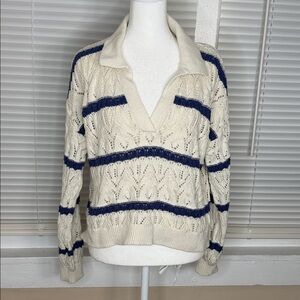 Universal Thread Open Knit V-Neck Sweater in Cream and Navy